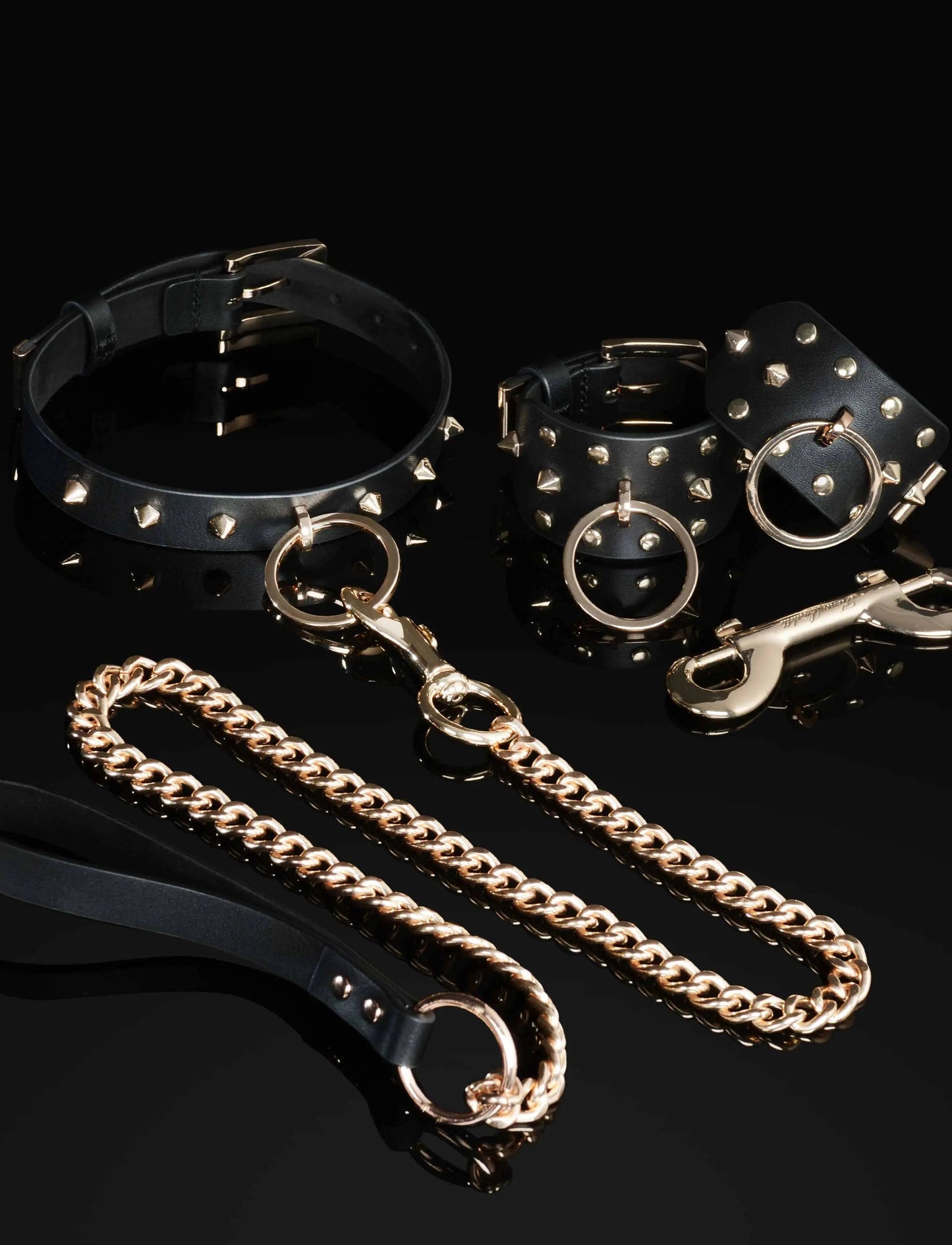 Kissoire Casey Noir Bondage Kit