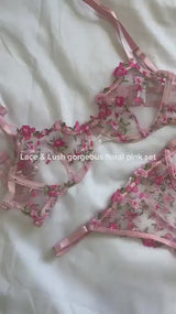 Zoe Lingerie Set video 13